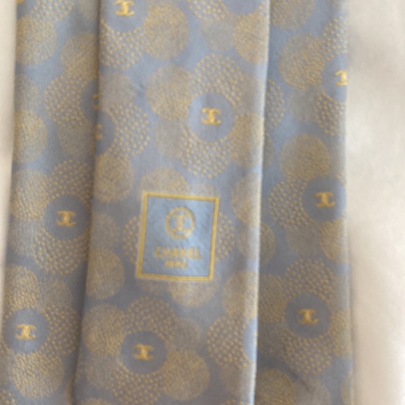 Chanel tie - Picture 8 of 11